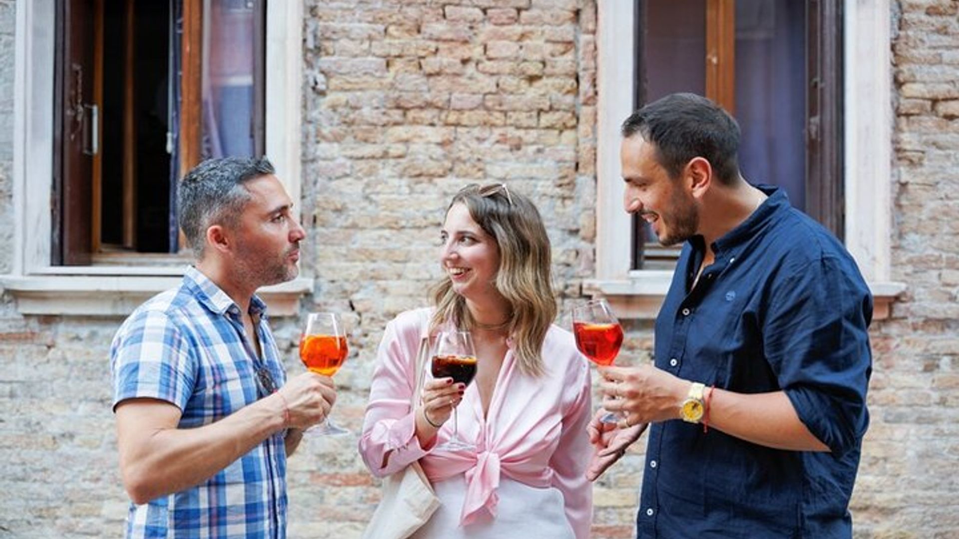 Venice Walking Food Tour with Tapas, Dinner, and Drinks
