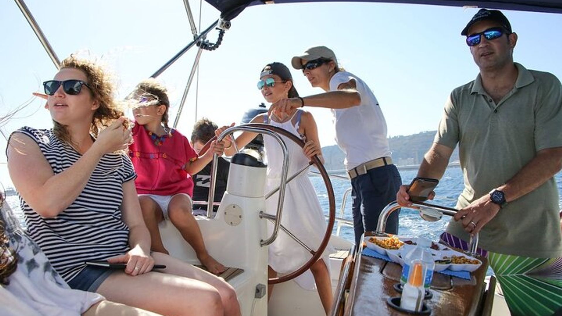 Sailing Experience in Barcelona with Food and Drinks