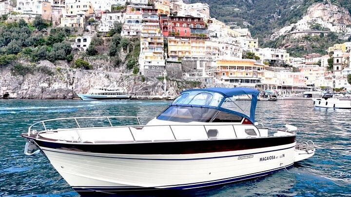 Sorrento: Positano Amalfi Coast Small-Group Full-Day Boat Tour