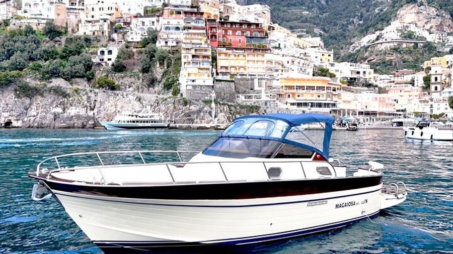 Sorrento: Positano Amalfi Coast Small-Group Full-Day Boat Tour