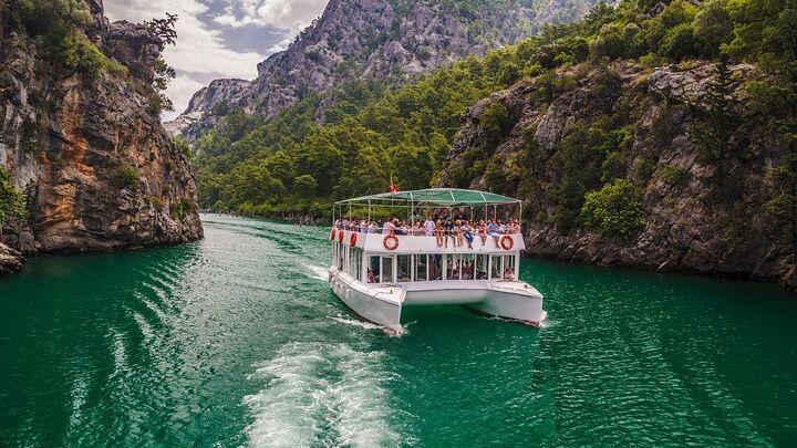 Green Canyon Boat Cruise Full-Day Tour from Alanya with Lunch