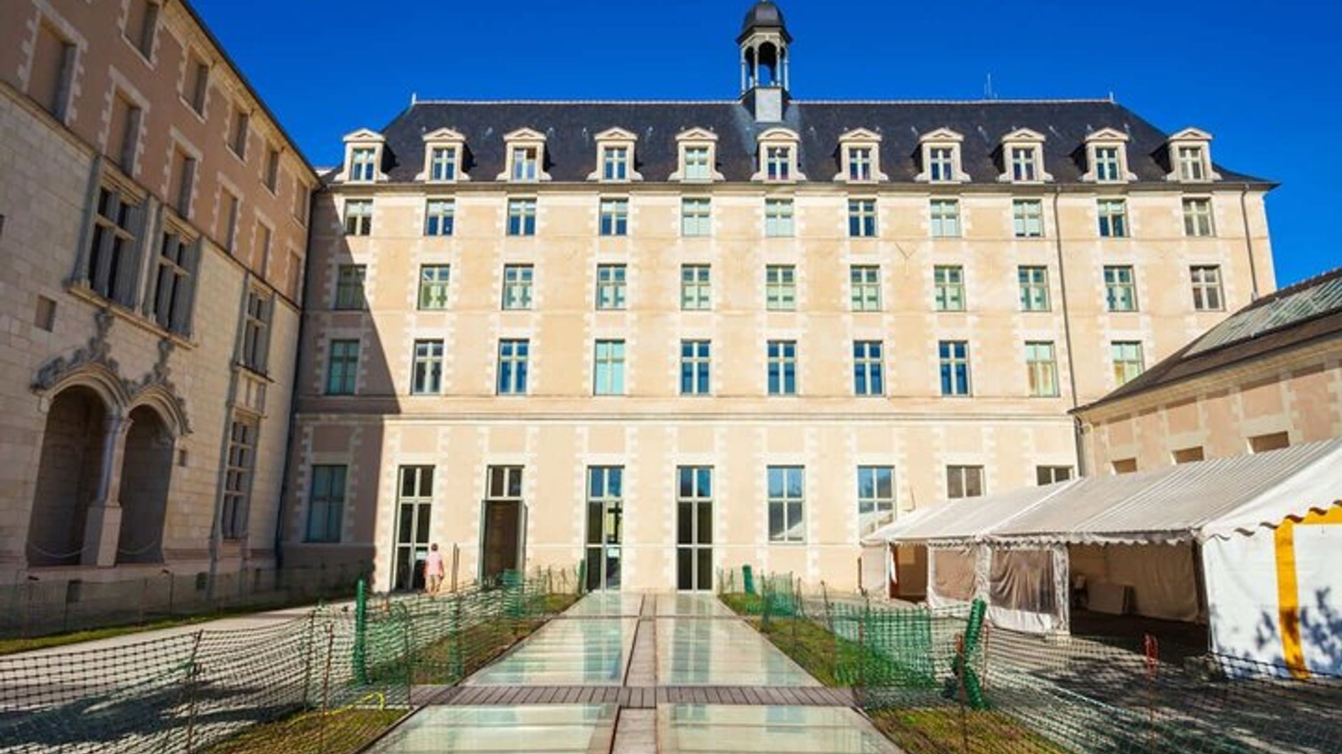Hello Angers : Paseo privado por la ciudad de introducción de 2 horas con guía local