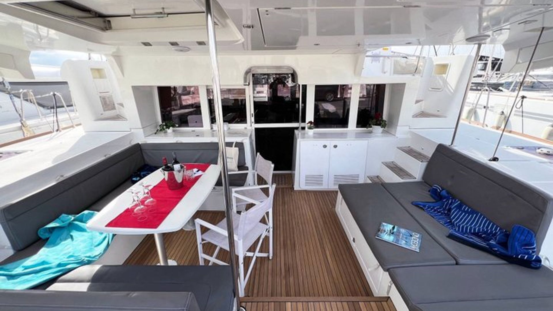Une journée complète en catamaran Maddalena, avec déjeuner