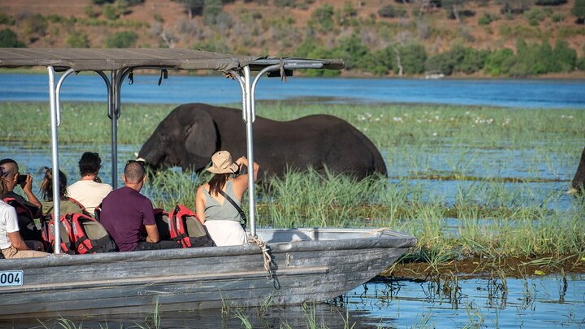 Victoria Falls And Chobe Explorer