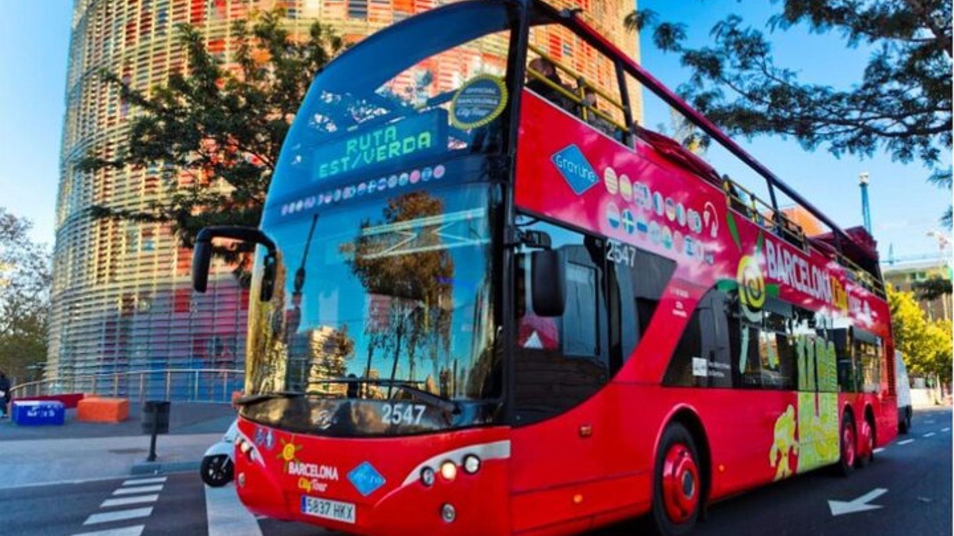 Barcelona City Pass: Sagrada, Casa Batllo, HOHO & 40+ Sights