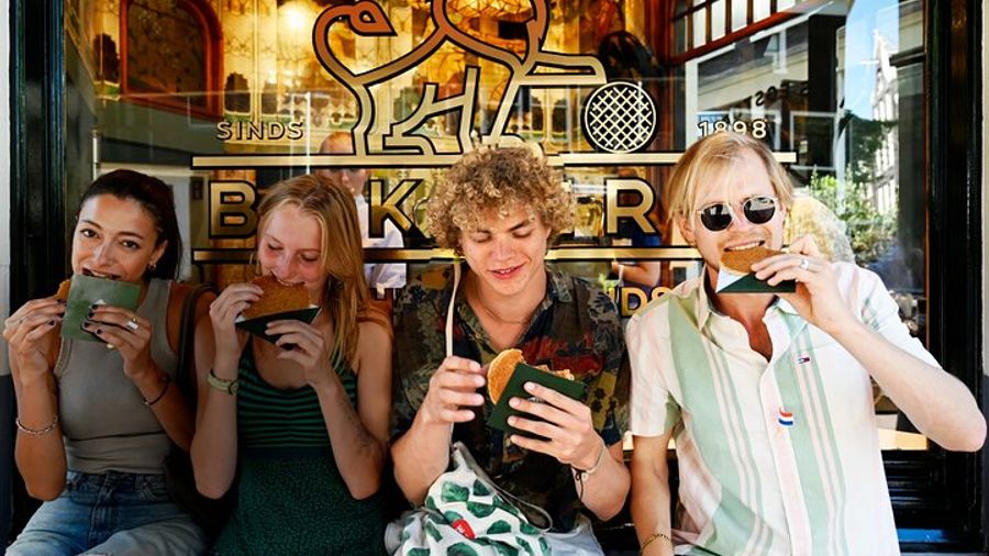 Amsterdam Small-Group Walking Food Tour With 10 Tastings