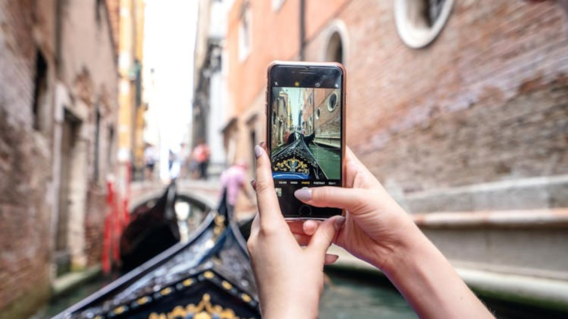 Private gondola tour in Venice