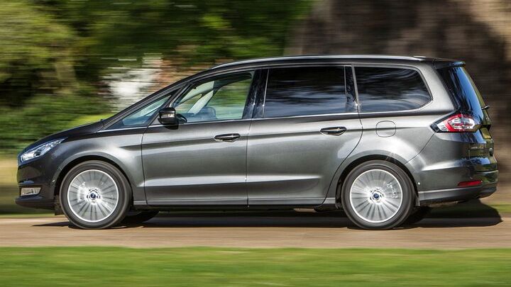 London Private Airport Transfer with Meet and Greet