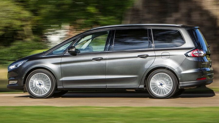 London Private Airport Transfer with Meet and Greet