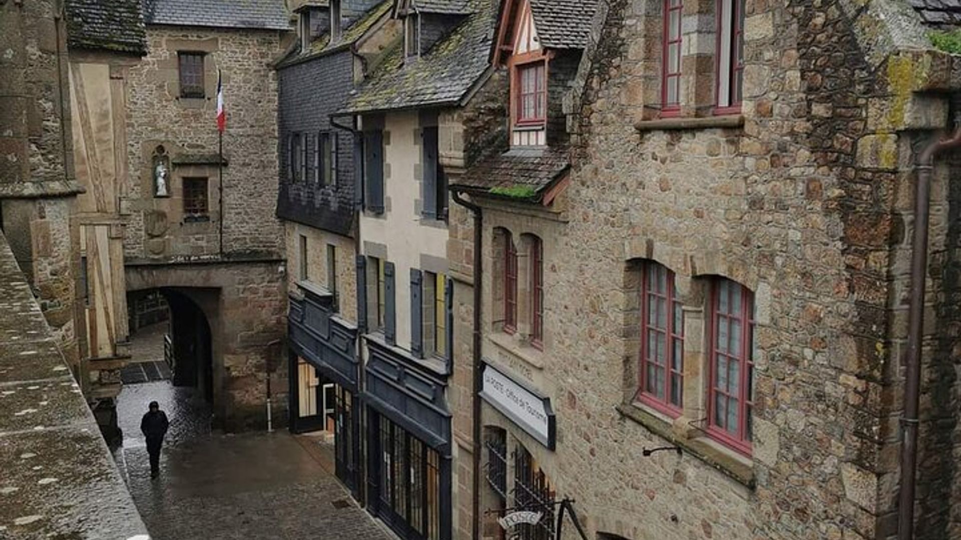 property.imageAlt