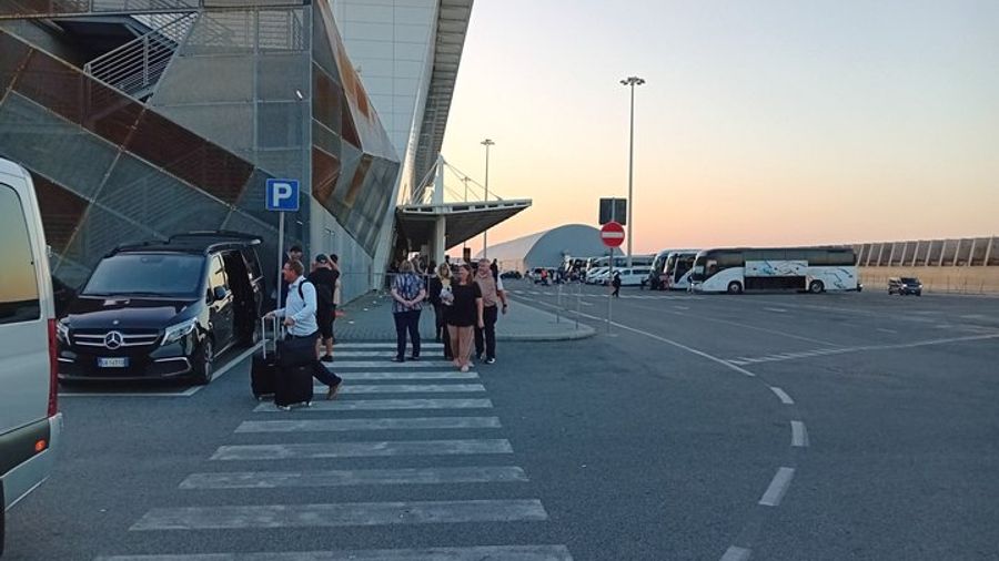 Rome to Civitavecchia port - Private Transfer