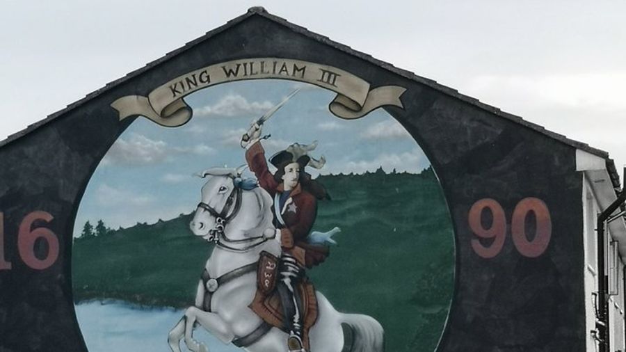 Belfast Private Tour of Troubles Landmarks by Taxi