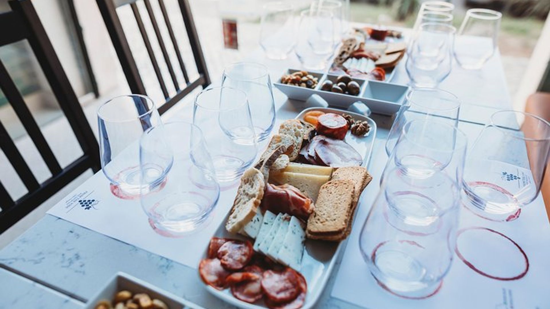 Lisbon Small-Group Wine Tasting Light Lunch