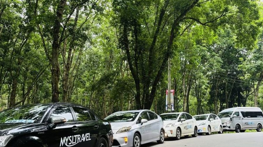 Colombo Airport to Colombo Hotel Private Transfer