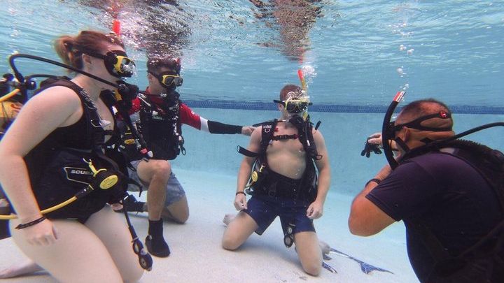 Aruba Scuba Diving Experience with Training and Transfers