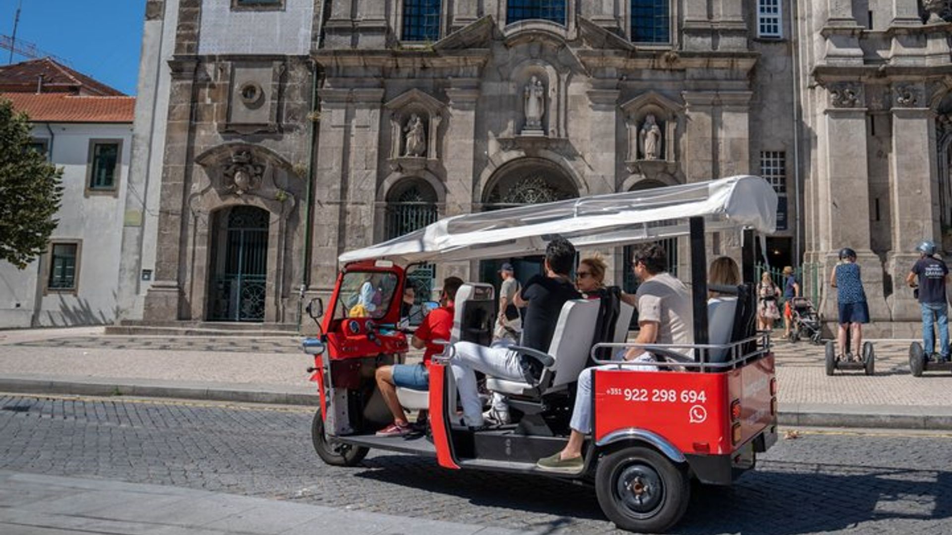 Porto: Tuk-Tuk City Tour and Douro River Cruise