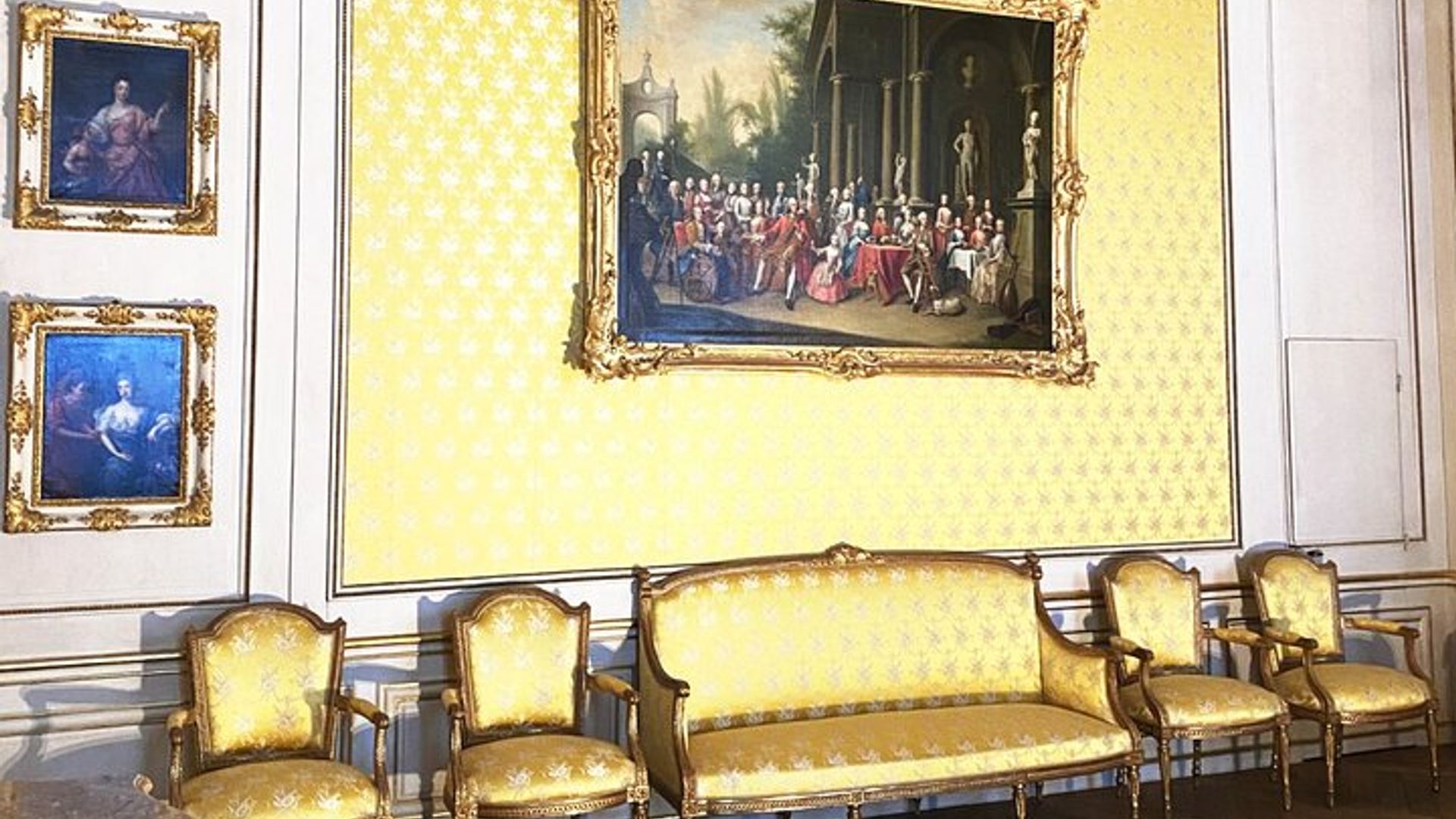 Skip-The-Line: Nymphenburg Palace Tickets And Tour