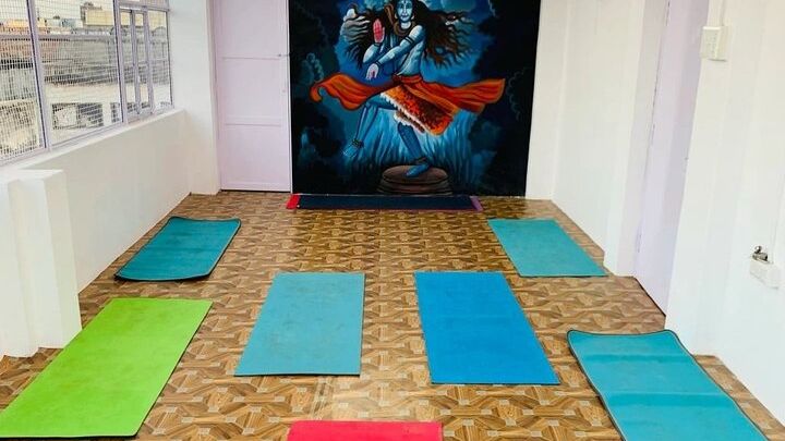 Varanasi Ghats Private Panoramic Sunrise Yoga Session