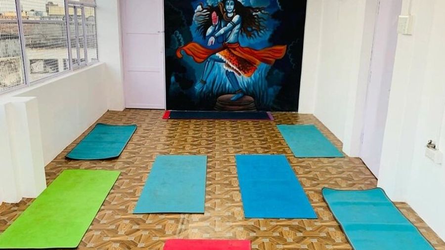 Varanasi Ghats Private Panoramic Sunrise Yoga Session