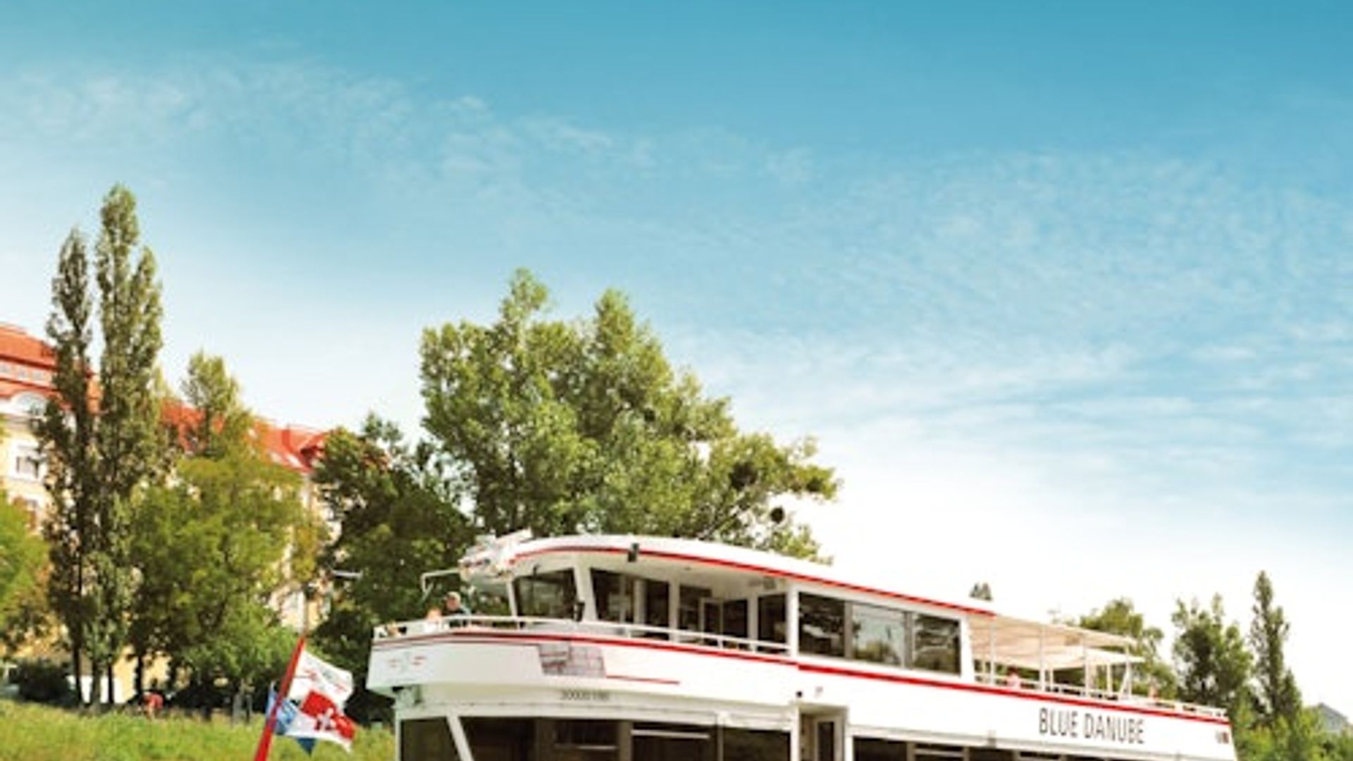Vienna: City Sightseeing Cruise