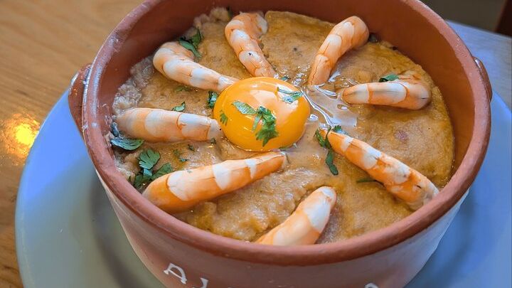 Half-Day Small-Group Alfama Tasting Tour in Lisbon
