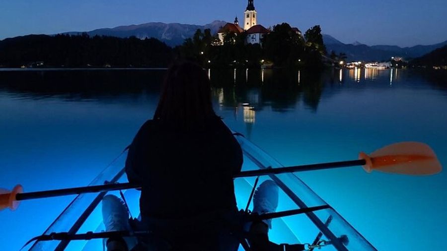 Lake Bled Small-Group Day or Sunset Guided Kayak Tour