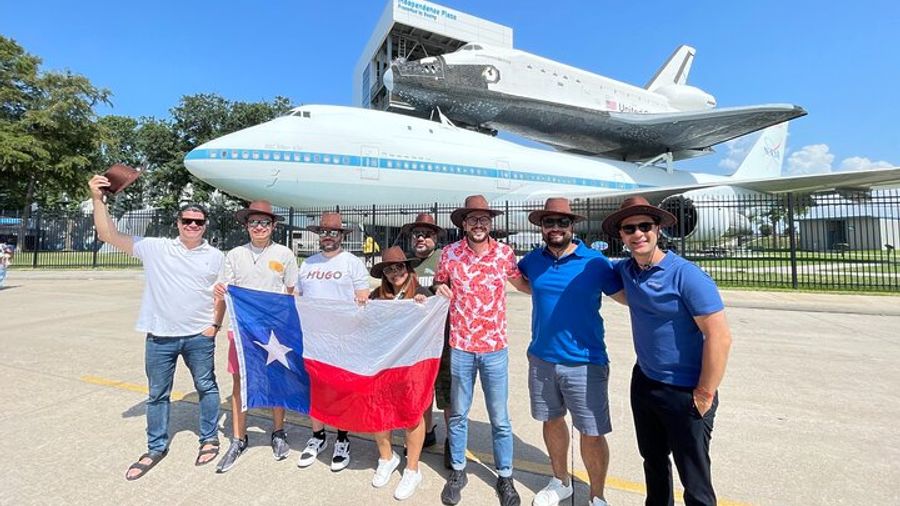 Houston: Round-Trip Transfer to NASA Johnson Space Center