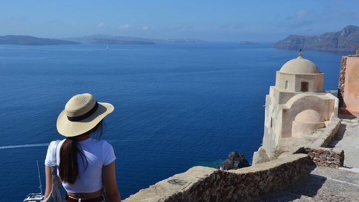 Santorini Highlights Small-Group Tour with Wine Tasting option