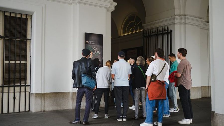 Vienna City Center Highlights Tour With "Last Supper" Mosaic