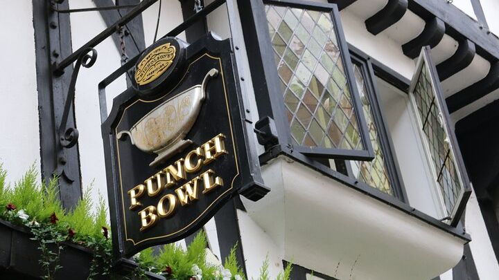 Historical Pub Walking Tour in York