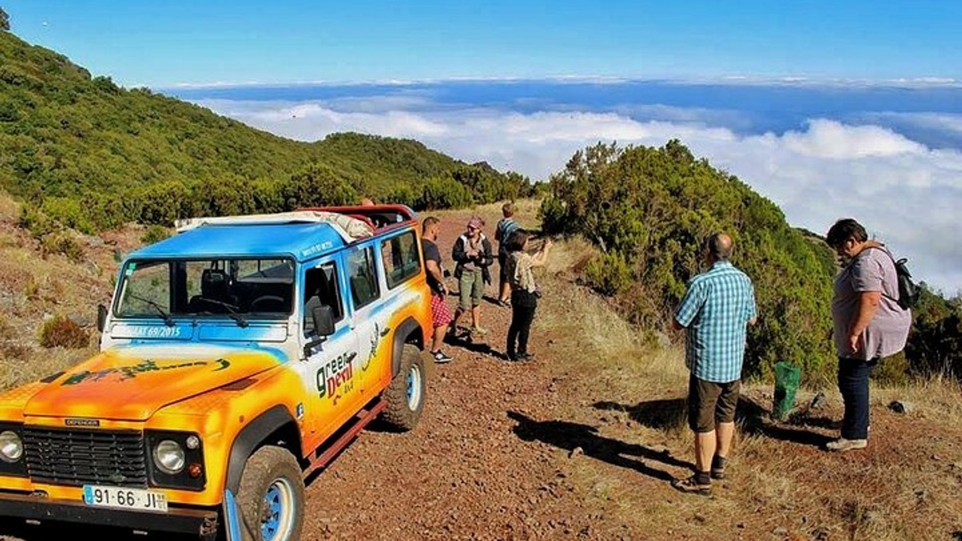 Wine & Cabo Girão Jeep Safari : Unveiling Madeira's Treasures