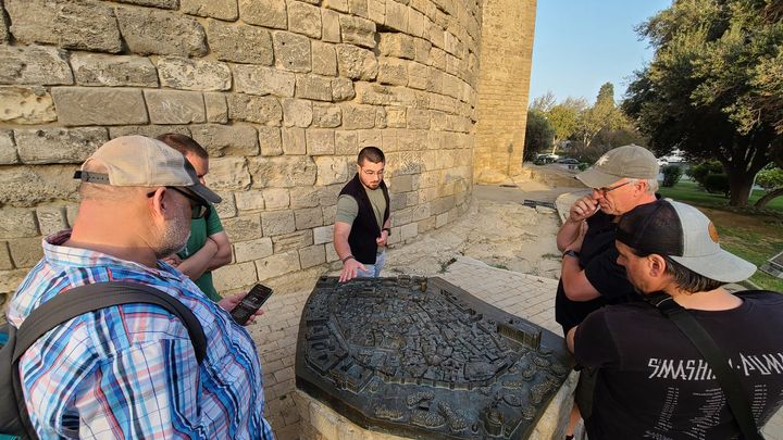 Old and Modern Baku Tour