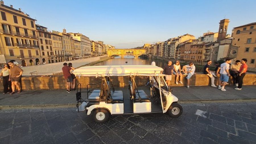 Florence Private Rickshaw Tour of Historic Center with Pickup