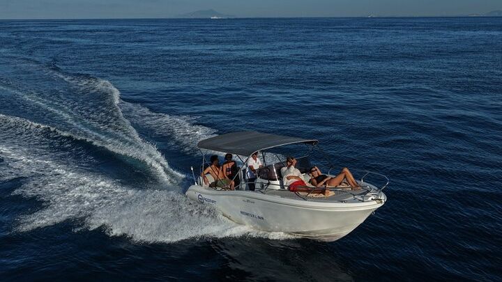 Capri Private Full-Day Private Boat Tour from Positano