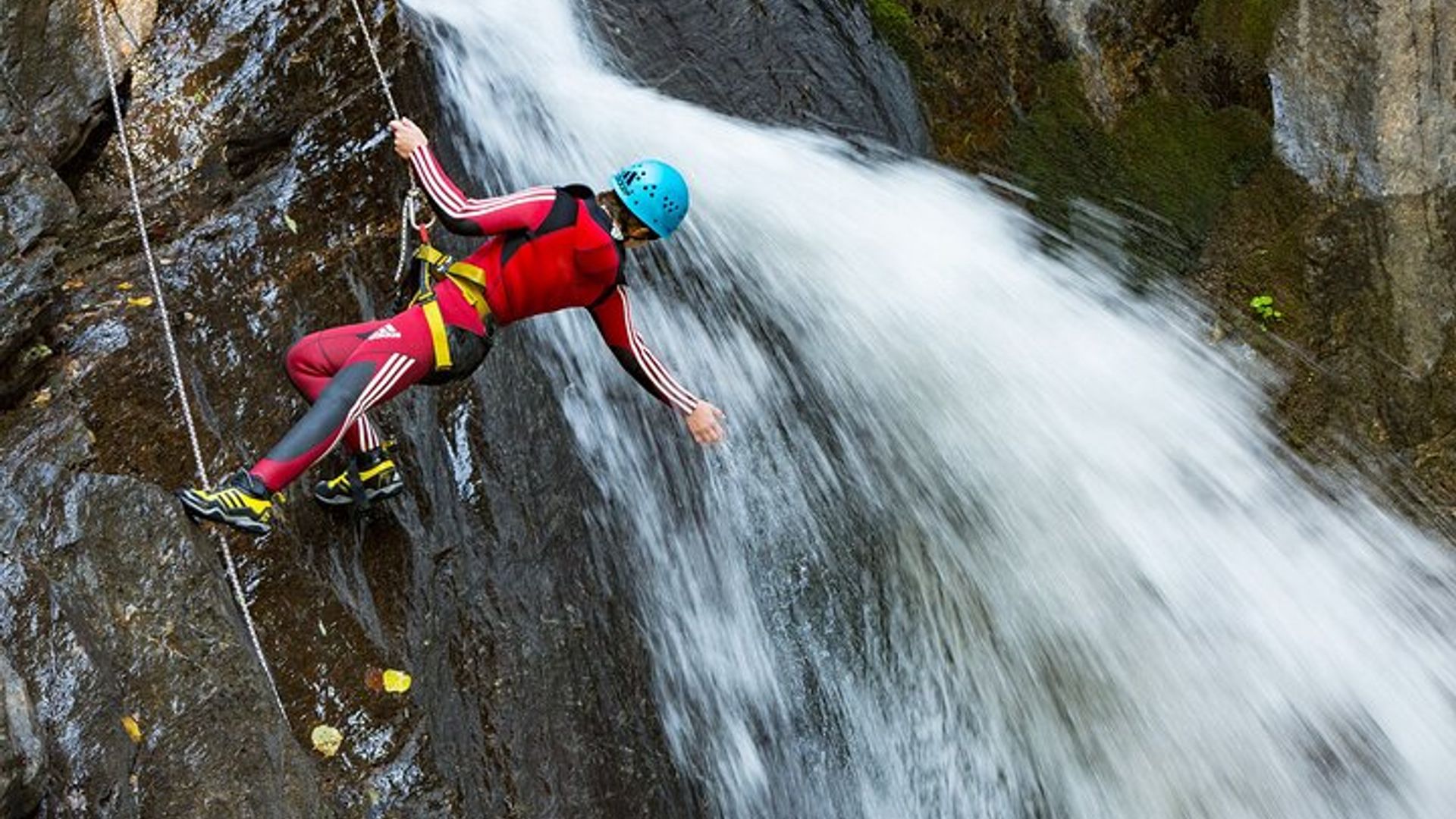 Aventure canyoning Geres en petit groupe à Porto