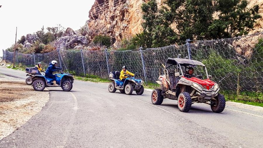 Paphos: Village and Mountain Buggy 4WD Ride