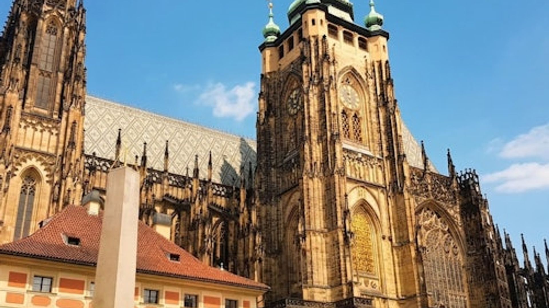 Prague Castle: Entry Ticket + Audio Guide + Introduction