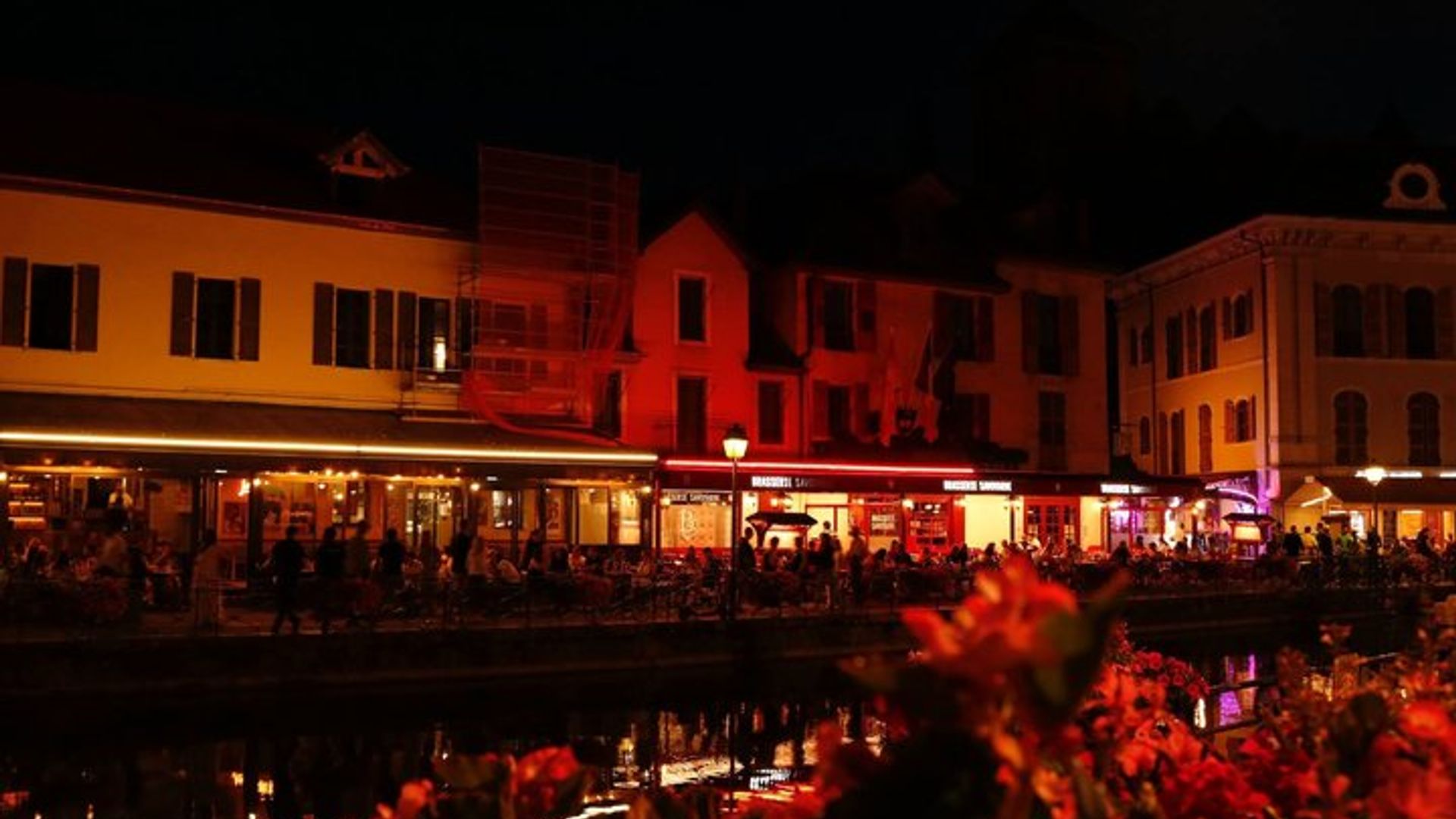 Annecy 1h30 Insider Walking Tour mit Ortskundiger Reiseleiter