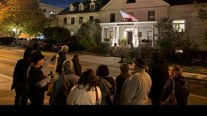Walking Historical Ghost Tour Through Newport RI