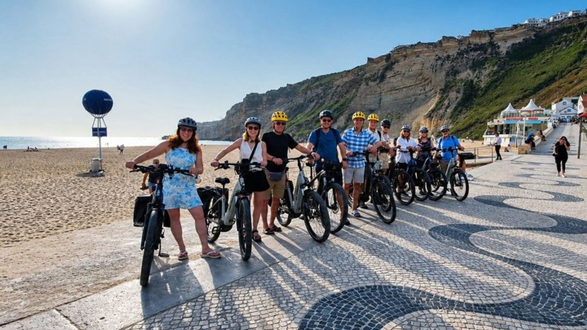 Aventura autoguiada en bicicleta eléctrica por Nazaré
