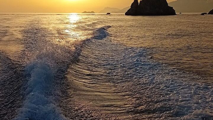 Positano Private Sunset Cruise with Prosecco and Limoncello