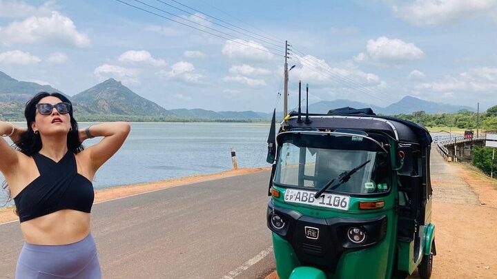 Kandy, Sigiriya and Pidurangala Rock Tuk Tuk Safari
