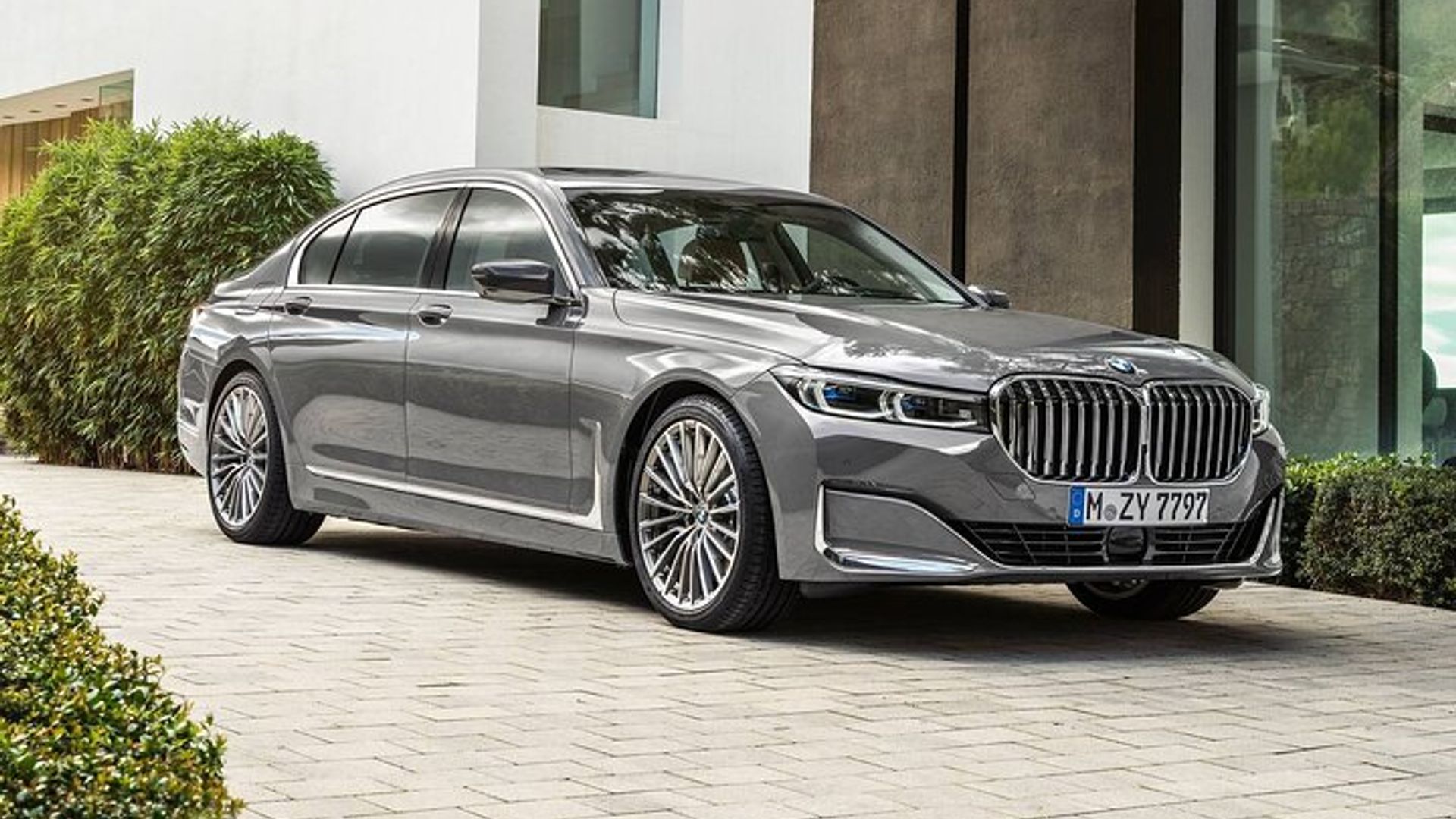 Belgium Private Luxury Transfer: Brussels Airport to Brussels