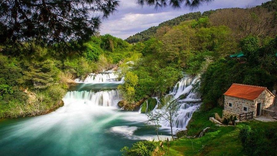 Krka Waterfalls and Trogir Small-Group Tour from Omiš