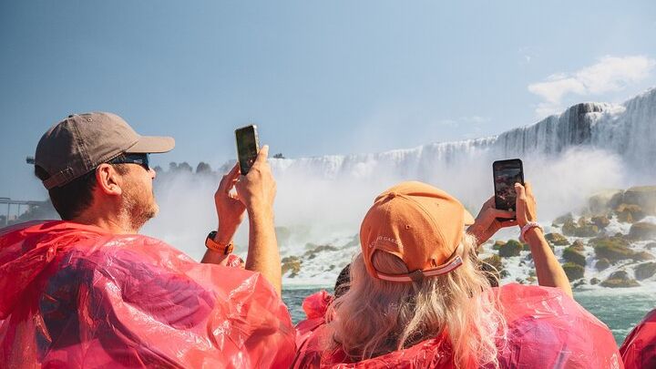 Best of Niagara Falls Tour: Journey Behind Falls & Boat