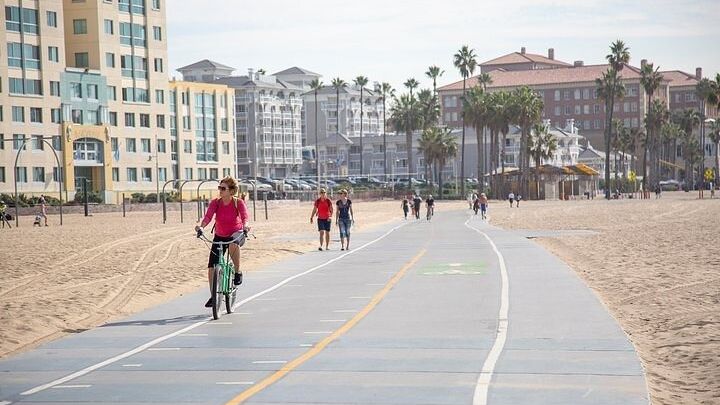 Los Angeles Tour with Hollywood, Beverly Hills, and Beaches