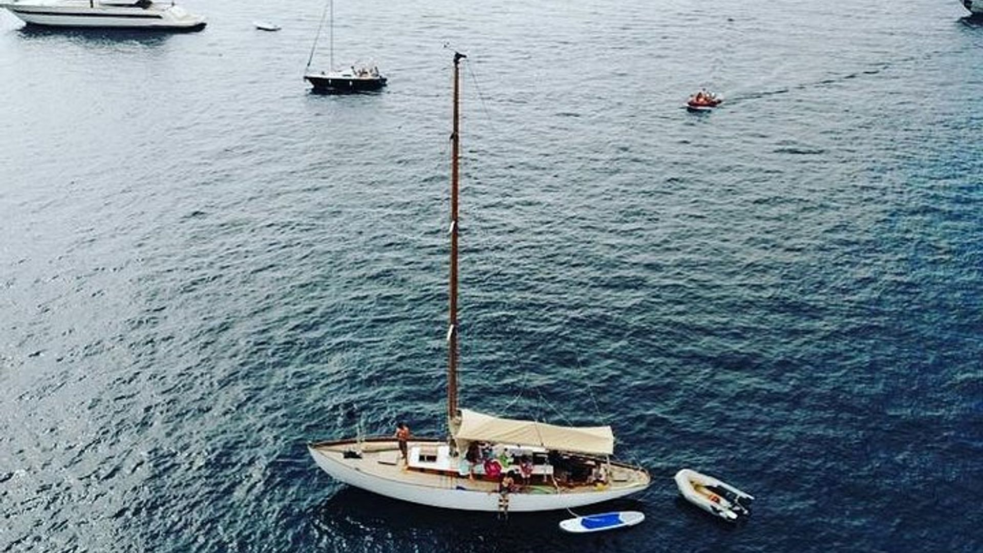 Klassische Segelkreuzfahrt in der Bucht von Cannes