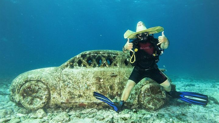 Cancun Small-Group Underwater Museum and Manchones Reef Dive