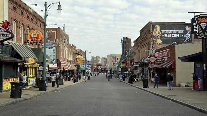 Memphis Guided City Tour With Riverboat Cruise and Transfers