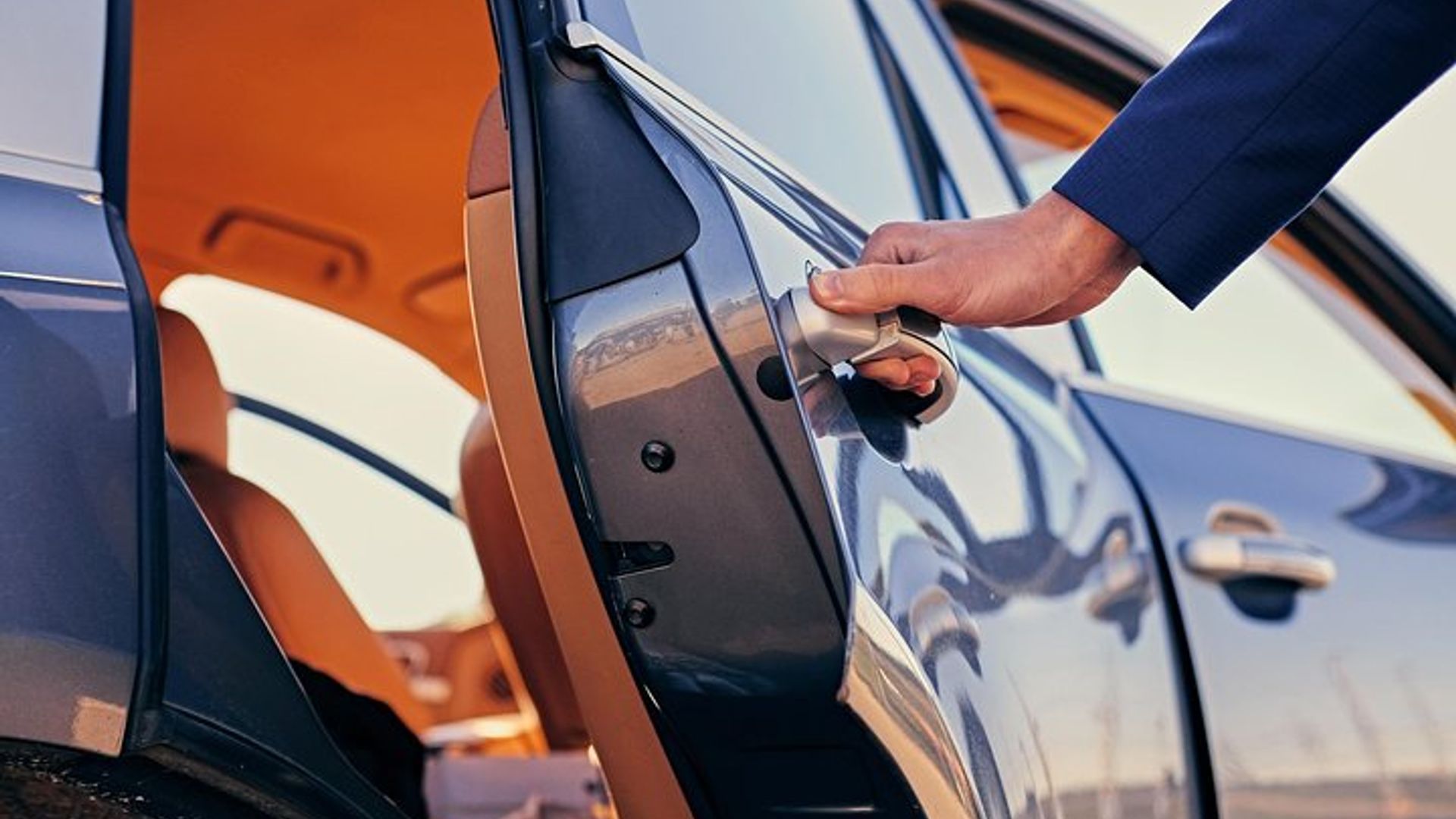 Privater Transfer bei Abreise: Hotel zum Flughafen Nizza